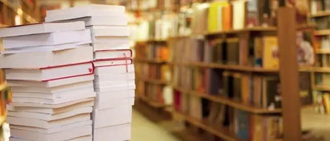 Lamezia, arriva il “libro in sospeso”: volumi da donare e da prendere nelle librerie