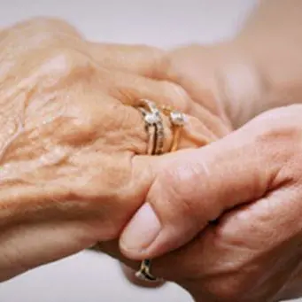 Cosenza, ospedali Riuniti in festa per i 100 anni di nonna Francesca