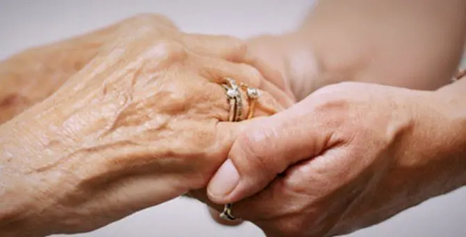 Cosenza, ospedali Riuniti in festa per i 100 anni di nonna Francesca