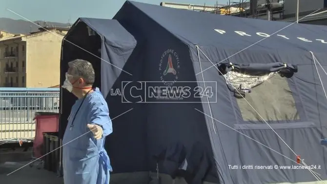 Cosenza, senzatetto in attesa del tampone scappa: ricerche in corso