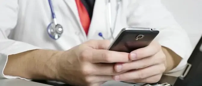 Coronavirus, scelta l'app per tracciare i contagi: si chiama Immuni