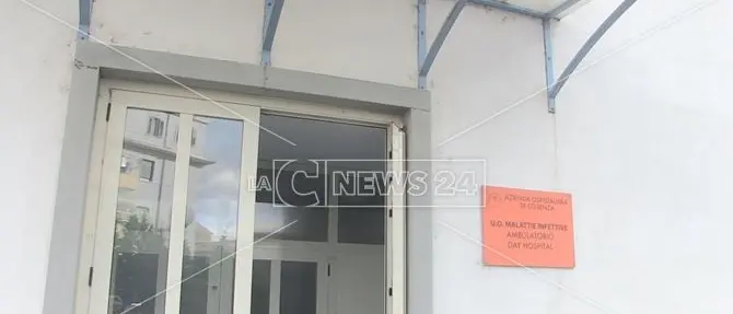 Coronavirus a Villa Torano, degente contagiato trasferito all'ospedale di Cosenza