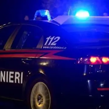 Lamezia, beccato a passeggio con marijuana tenta di sputare sui carabinieri