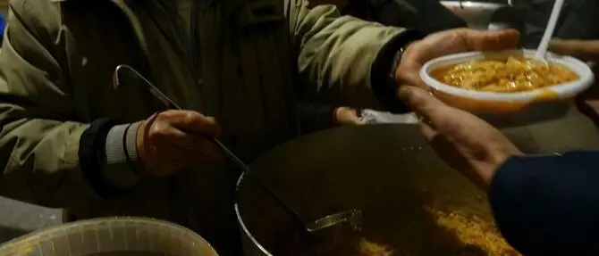 Coronavirus, in Calabria aumentano le richieste di pasti caldi alla Caritas
