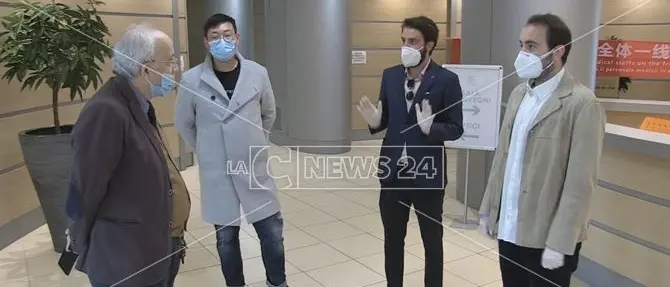 Coronavirus, dalla Cina 100mila mascherine per i medici cosentini