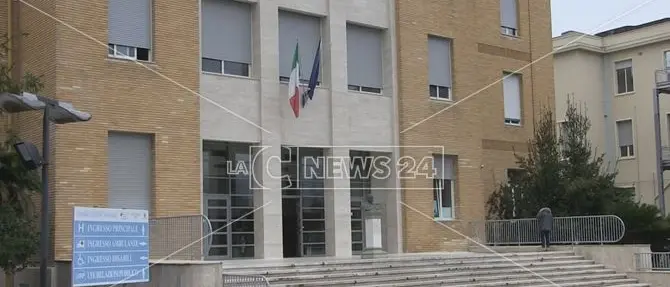 Cosenza, la Cassa edile dona 10mila euro all’ospedale
