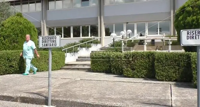 Ospedale di Lamezia, Mascaro: «Si riapra Malattie infettive. Ecco come»