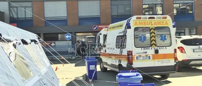 Coronavirus nel Cosentino, contagiato un medico del 118 in servizio a Paola