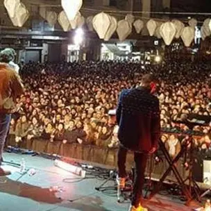 Cosenza, piazza Bilotti a rischio crollo: il concerto di Soler poteva essere una strage