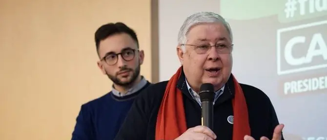 Calabresi al Nord, la proposta di Callipo: «Treni speciali e tamponi per farli rientrare»