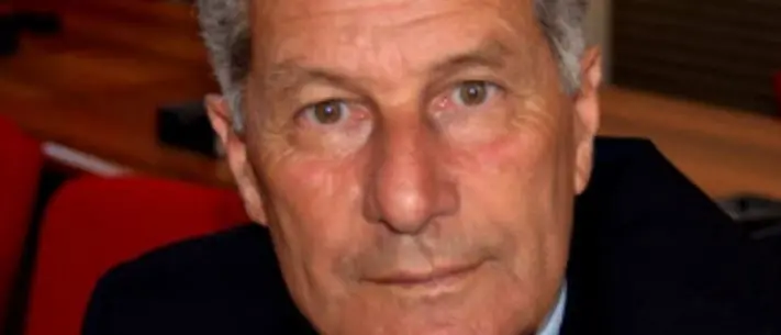 Covid-19, il sindaco che ha sconfitto la malattia: «Porto nel cuore chi non ce l'ha fatta»