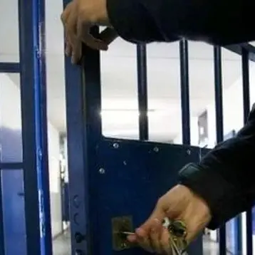 Covid, già 40 boss a casa: si pensa a una stretta ma le polemiche infuriano