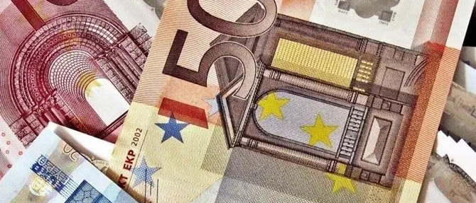 Incentivi fiscali e prestiti a tasso zero, i 5 Stelle sostengono la proposta De Masi