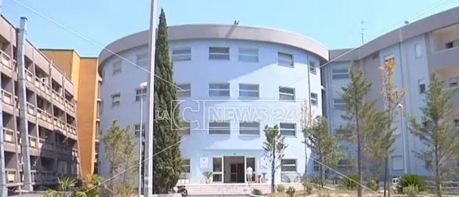 Ospedale Castrovillari, paziente positivo a Covid-19: si teme nuovo focolaio