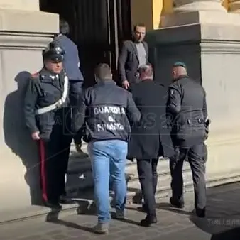 Toghe sporche, Petrini ritorna in carcere: indagata anche la moglie