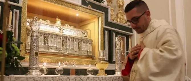 Prete vibonese minacciato di morte: «Ho denunciato. Ora andiamo avanti»