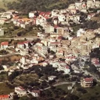 Al bar o per strada, nei guai 4 impiegati del Comune di Agnana