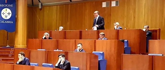 Decreto Calabria, Guccione: «Molti ospedali potrebbero chiudere»