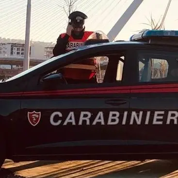 Era ai domiciliari ma spacciava marijuana ad un minore