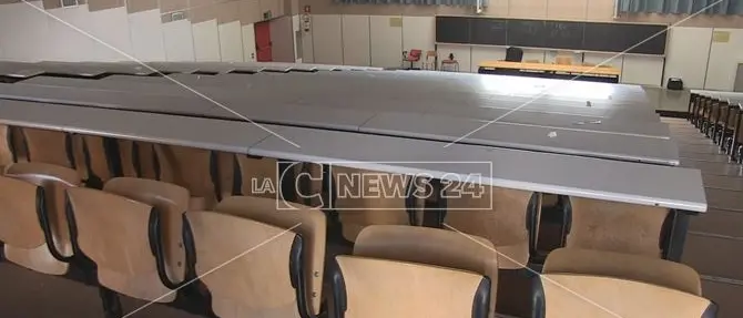 Tfa sostegno rinviato all'Unical, i candidati: «È una vergogna»