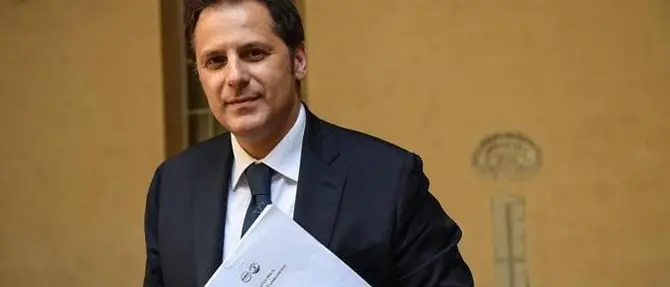 Governo, il sottosegretario Siri indagato per corruzione