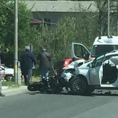 Rende, scontro auto-moto nei pressi dell'Università della Calabria