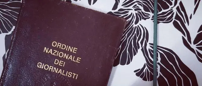 Reporter senza frontiere: «Giornalisti a rischio per colpa della politica»