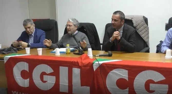 Cgil: «Il porto di Corigliano-Rossano deve rimanere con Gioia Tauro»