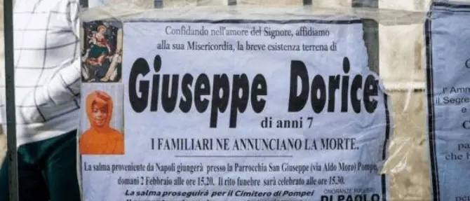 Ucciso dal patrigno a soli 8 anni, le maestre sapevano e non hanno parlato