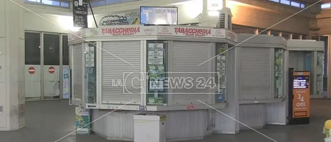 Cosenza, tentato furto nella tabaccheria della stazione di Vaglio Lise
