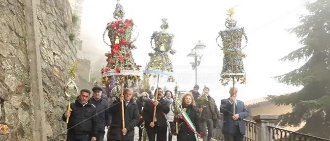 La sacralità della Pasqua nelle tradizioni calabresi: il docufilm di LaC
