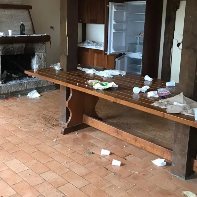 Catanzaro, ecco cosa resta dopo la Pasquetta nella baita del parco