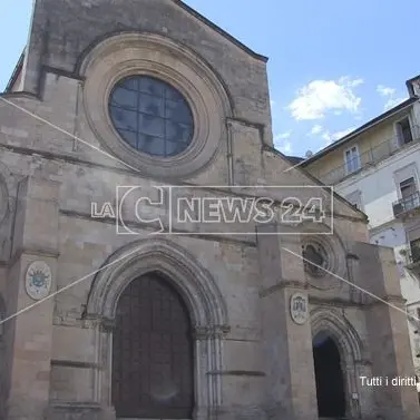 “Cinque sensi di marcia” alla scoperta della Cosenza archeologica