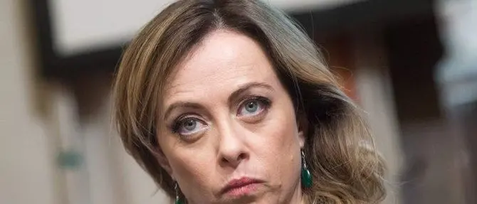 Giorgia Meloni arriva a Reggio e sfida Forza Italia per regionali e comunali