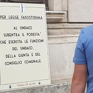 E se non ci fosse stato il 25 aprile? A Reggio spuntano manifesti con le leggi razziali