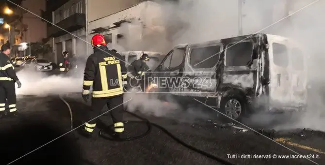 Il fuoco della 'ndrangheta non brucia le speranze della ditta di tour turistici