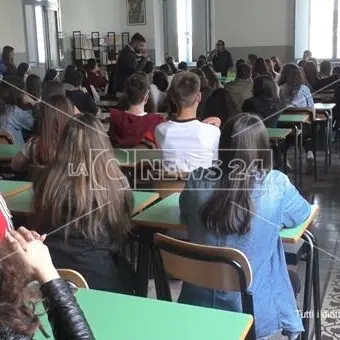 Dodò e Tonino vittime innocenti di mafia, a Paola studenti a lezione di legalità