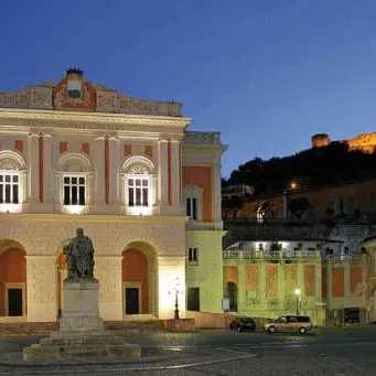 Cosenza, al Rendano un concerto per realizzare un ristorante solidale