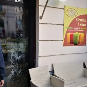 Reggio, ruba in due attività e le danneggia: arrestato pregiudicato