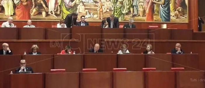 Consiglio regionale, seduta pre-elettorale con melassa bipartisan