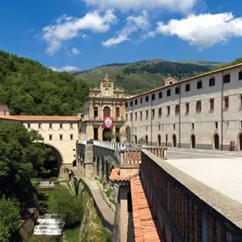 San Francesco di Paola, dalla Regione un trenino per raggiungere il santuario