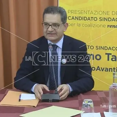 Rende più, Mimmo Talarico presenta liste e programma