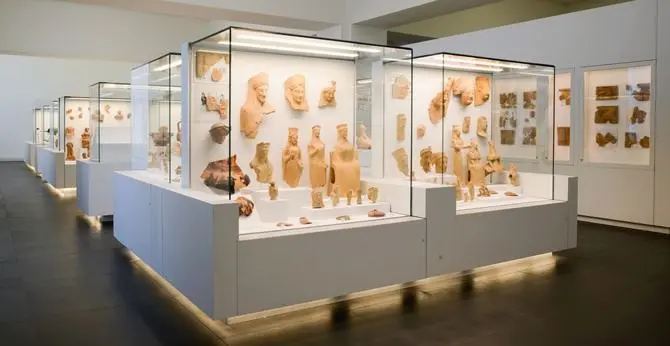 Museo archeologico di Reggio, i Bronzi in compagnia di Ade e Persefone