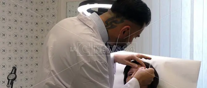Un tatuaggio paramedicale gratuito per ritrovare il sorriso