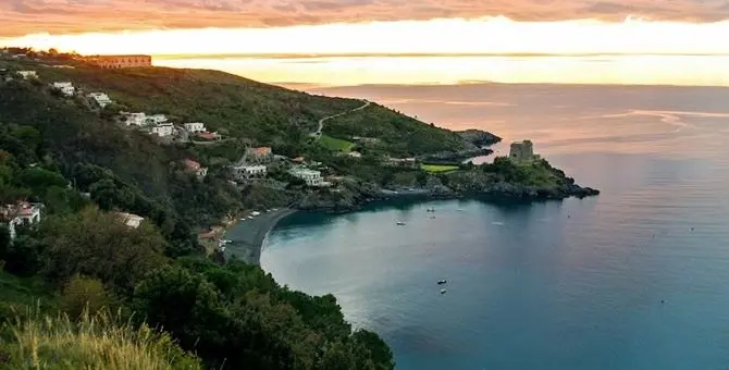 Bandiera blu, tris sulla costa tirrenica: dopo Praia e Tortora, anche San Nicola Arcella