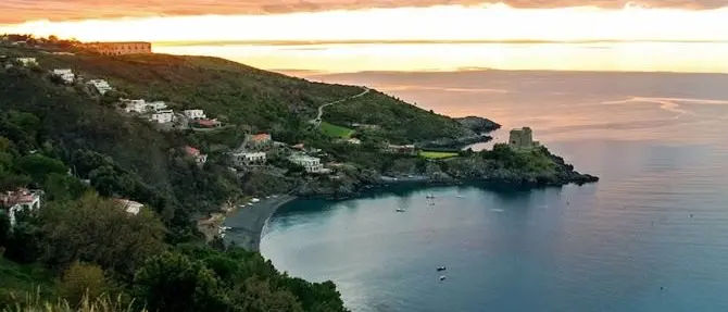 Bandiera blu, tris sulla costa tirrenica: dopo Praia e Tortora, anche San Nicola Arcella