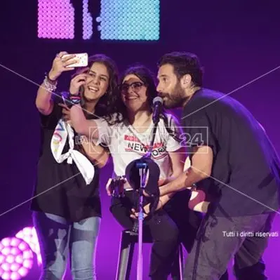 Il “love tour” dei Thegiornalisti travolge Reggio Calabria