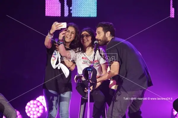 Il “love tour” dei Thegiornalisti travolge Reggio Calabria