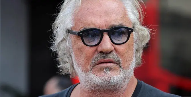 Briatore “bullonaire”: «Italia fa scappare i ricchi, vorrebbe tutti sfigati»