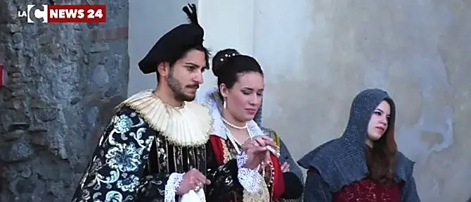 Roccella, l'era dei Carafa in un corteo storico